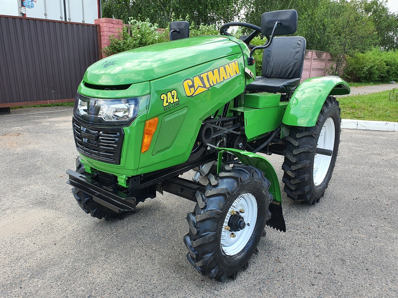 Минитрактор Catmann MT-242 ECO-Line + фреза, плуг